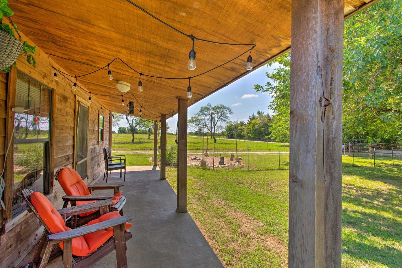 Texas Cabin On 130 Acres Walk To Lake Ray Roberts Collinsville Екстериор снимка